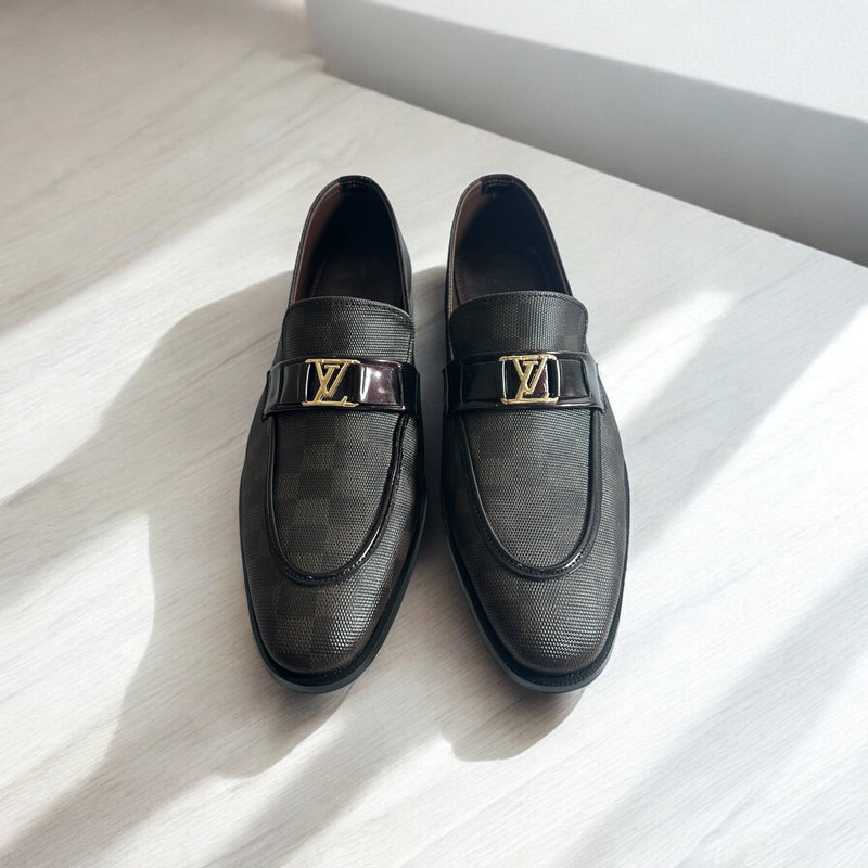SLIP INTO STYLE LUXURY